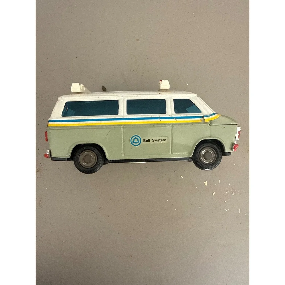 Vintage‎ Bell System Telephone Service Van Coin Bank Western Stamping Corp Korea